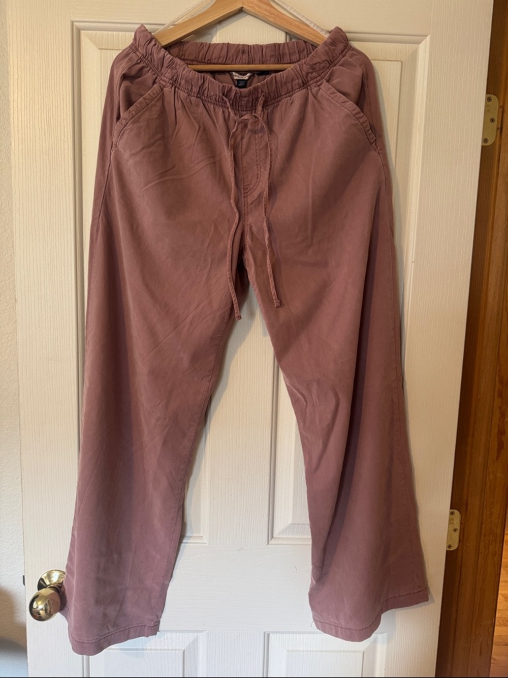 American Eagle Mid Rise, Wide Leg Pants - Dusty Mauve